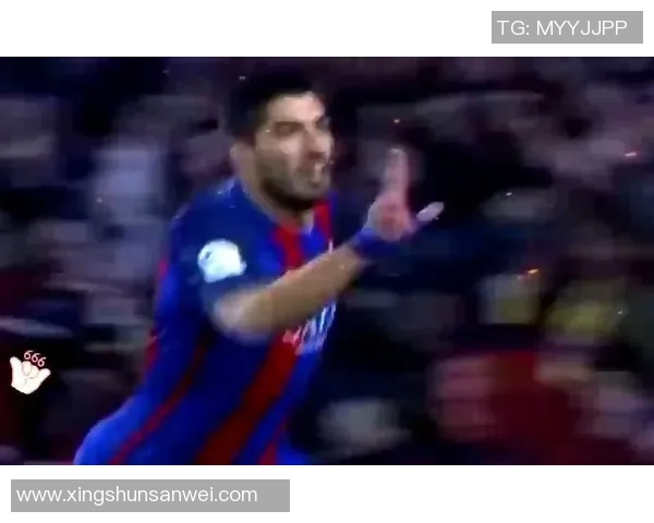 足球巨星绝技盘点：梅西过人C罗头球贝尔极速苏牙妙射